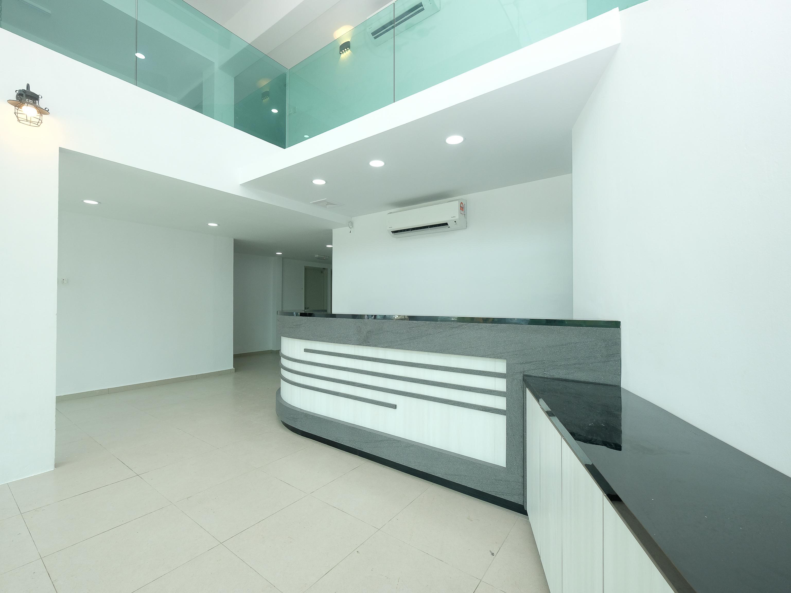 OYO 44043 First Garden Hotel Kuantan Buitenkant foto